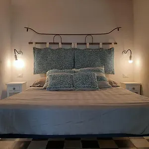 Lispusada Adults Only Bed & Breakfast