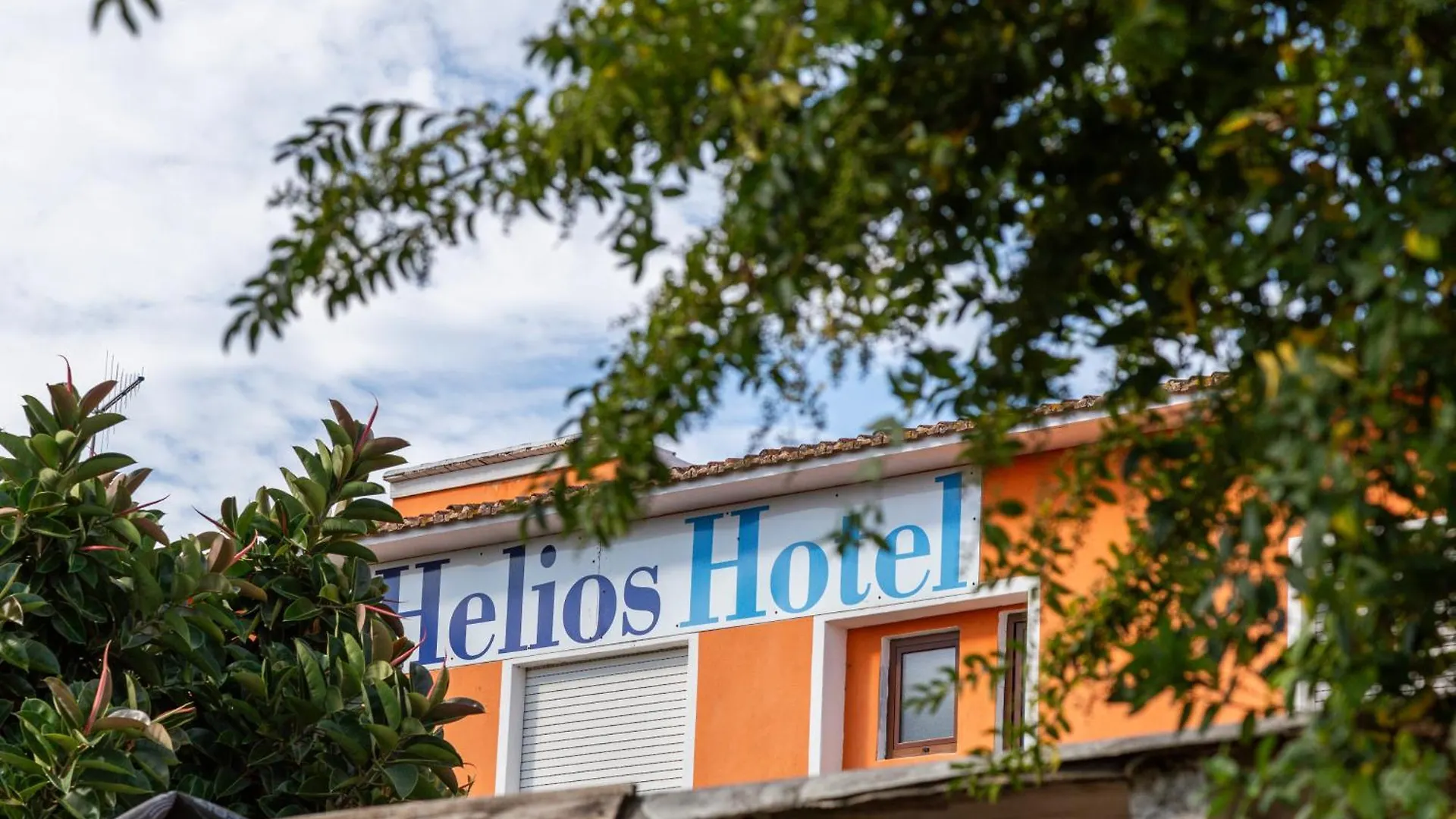 Helios Hotel San Teodoro