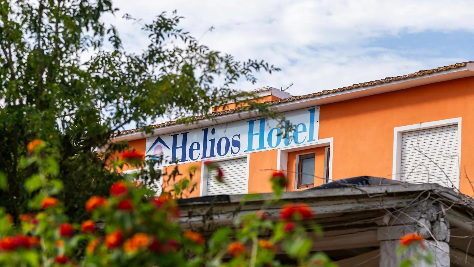 Helios Hotel San Teodoro