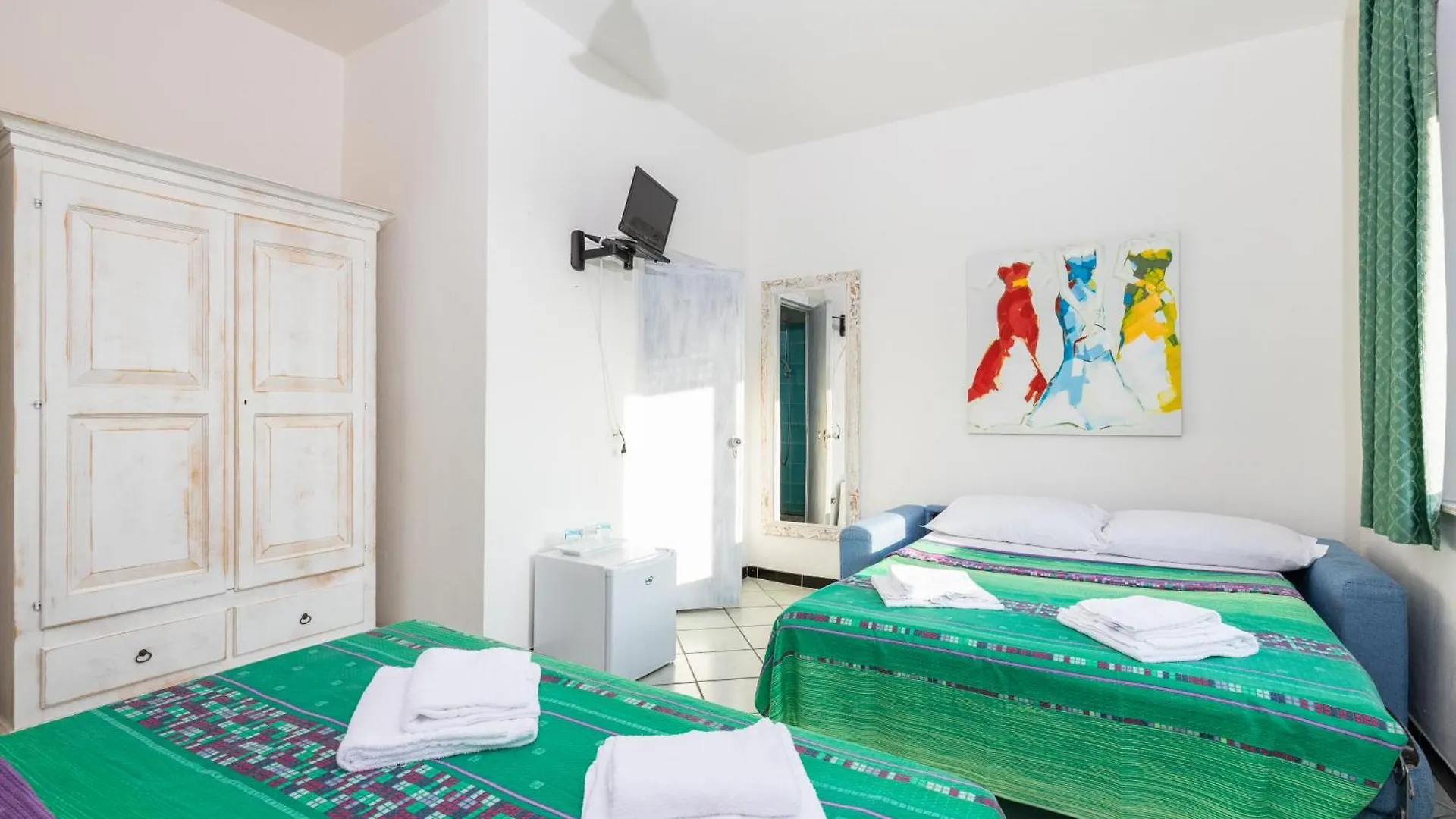 Helios Hotel San Teodoro